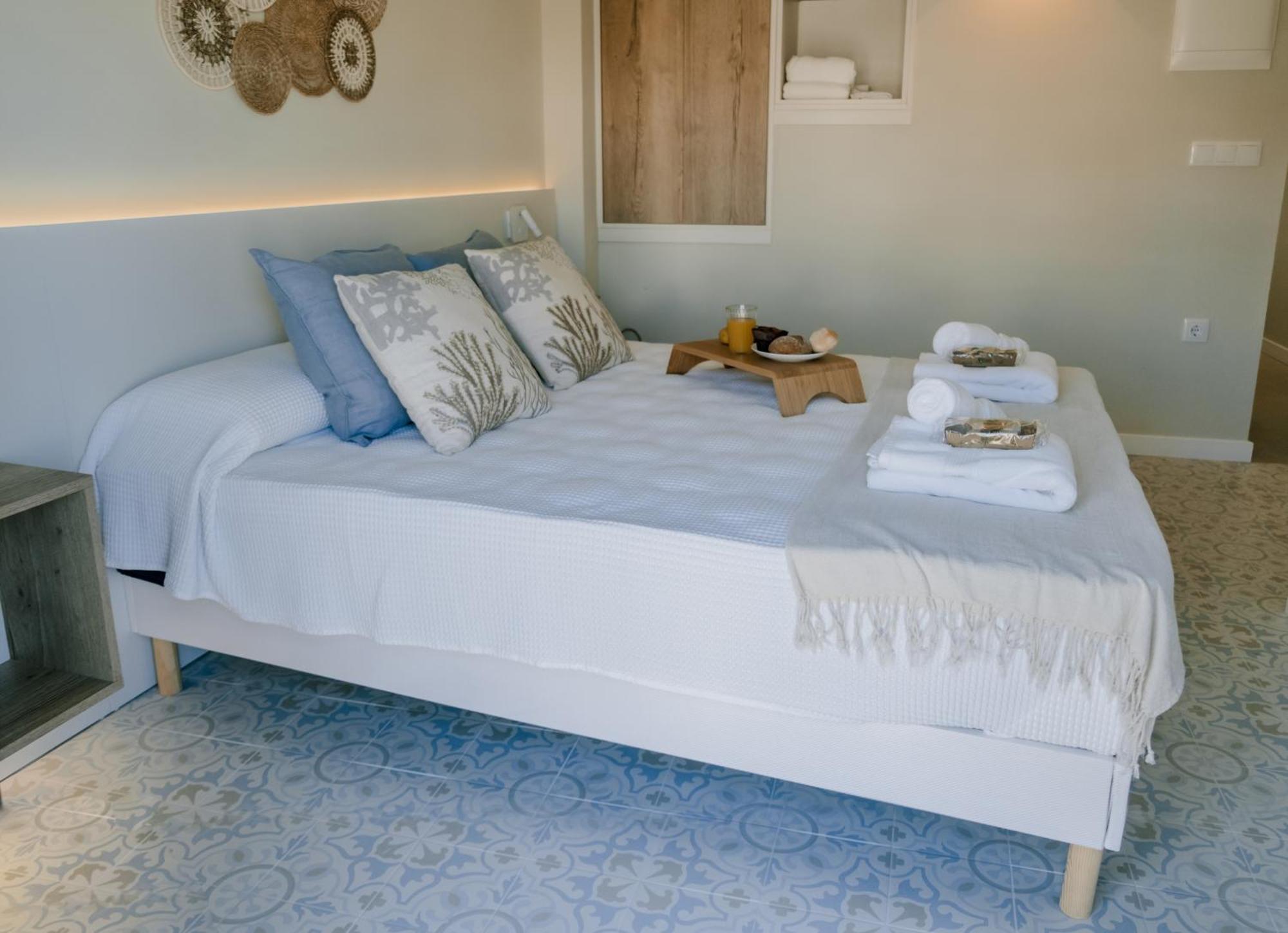 Casa Colgante Con Vistas Panoramicas Junto Al Mar. Leilighet Villajoyosa Eksteriør bilde